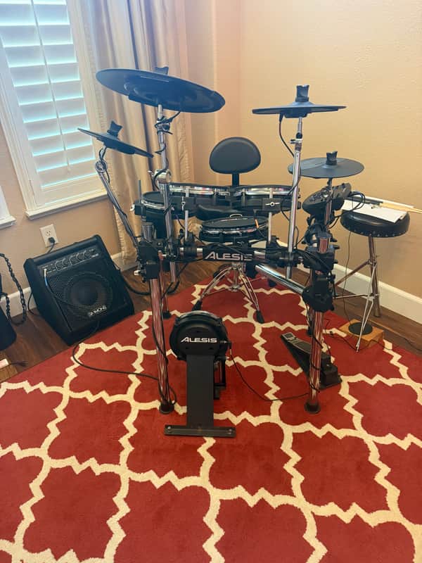 Alesis Surge Mesh Kit Electronic Drum Set 2010s - Black image 1