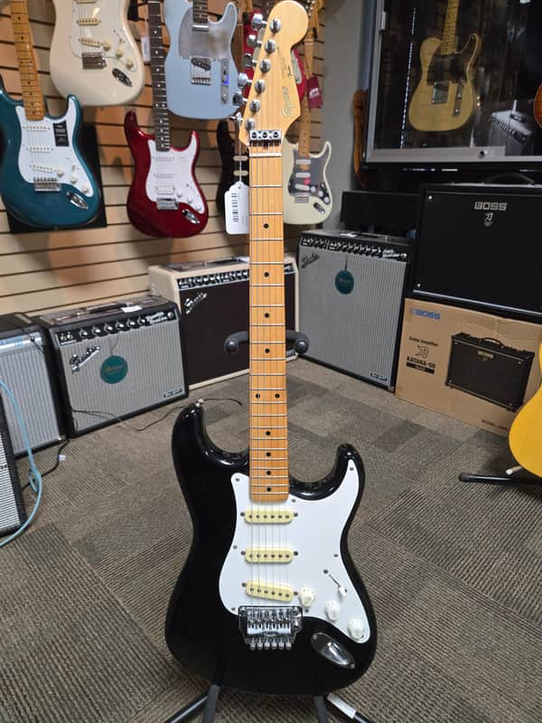 Squier 1987Japan Strat 1987 - Black image 1