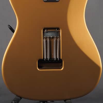 PRS Silver Sky 2022 - Gold image 2