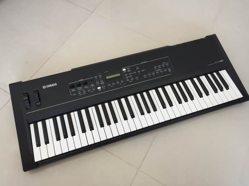 Yamaha KX61 - Midi controller keyboard | Reverb