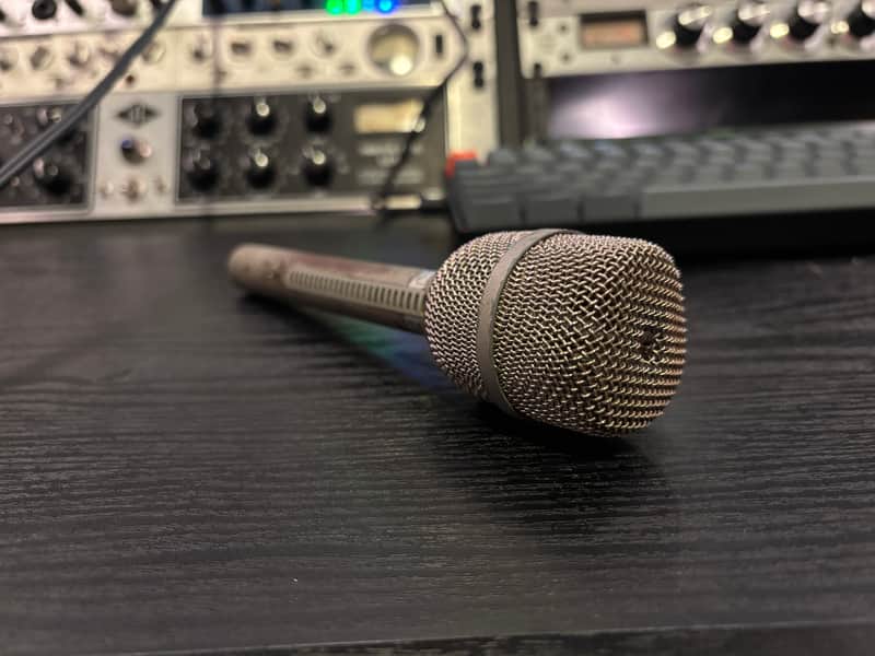 Electro-Voice RE11 Supercardioid Dynamic Microphone 1970s - Beige image 1