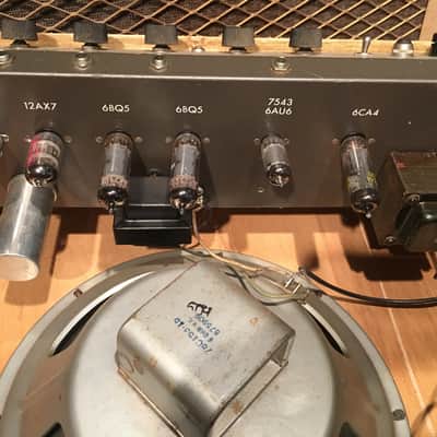 Lectrolab R600C Vintage Combo Guitar/Harp Amplifier 1950/60's Classic Tweed image 9