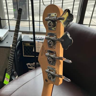 Fender Squier Jazz Bass - Black image 5