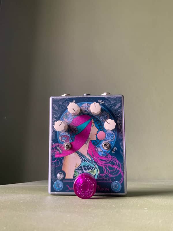 Fuzzhugger Algal Bloom