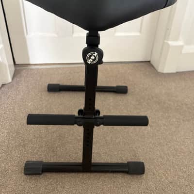 Konig & Meyer 14045 universal performer's stool image 5