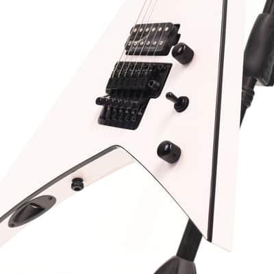Jackson Pro Plus Series RR24 Rhoads 2024 - Present - Snow White 3237gr image 5