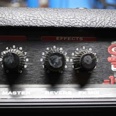 Crate GXT 100/120 Watt 4x10" Celestions- 2 Channel Combo image 3