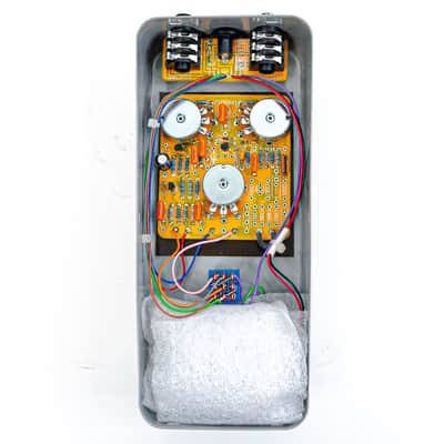 Sola Sound Tone Bender MkIV “Batman” Fuzz Reissue w/ Silicon Transistors - Classic ‘70s Silicon Fuzz Revival image 6