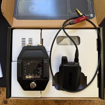 Shure GLXD16+ Wireless Guitar Pedal System 2023 - Present - Black image 2