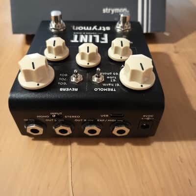 Strymon Flint Reverb and Tremolo V2 2022 - Present - Black image 2