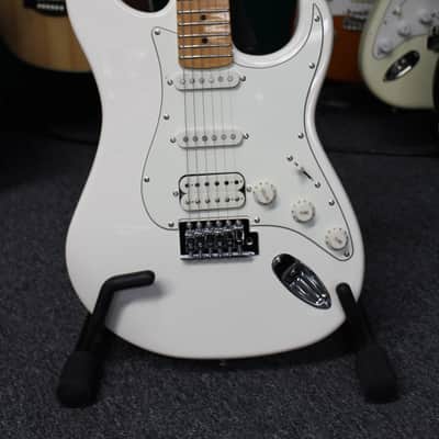 Tagima TG-540 Electric Guitar - Off-White image 2