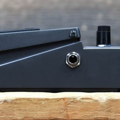 Boss MT-2 Metal Zone Distortion 3-Band EQ Wide Range Distortion Effect Pedal image 5