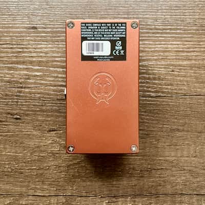 Walrus Audio Monument Harmonic Tap Tremolo V2 2018 - Present Coral / Black image 7
