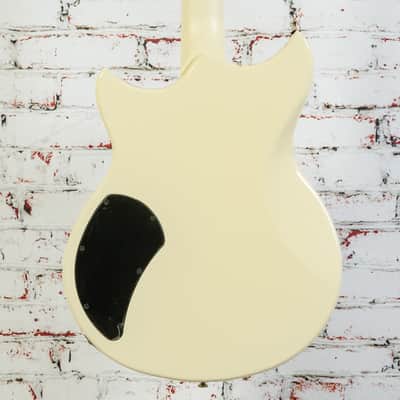 Yamaha - Revstar Element RSE20 - Electric Guitar - Vintage White (RSE20 VW) image 10