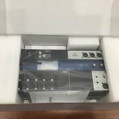 Soundcraft Ui-16 Rackmount 16-Channel Digital Mixer with WiFi Router - Blue/Silver image 2