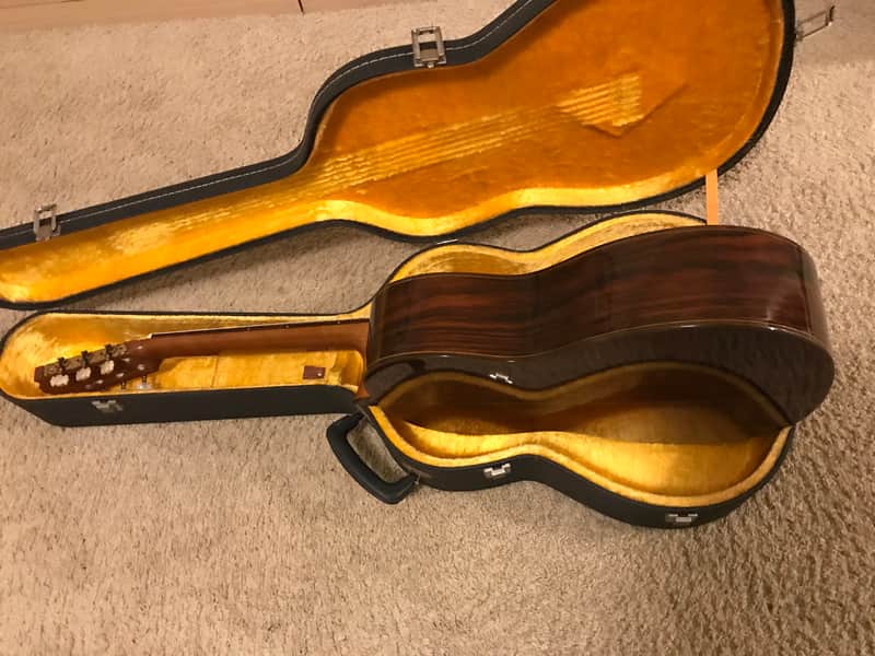 Yamaha C-300 concert classical guitar 1970s made in Japan with