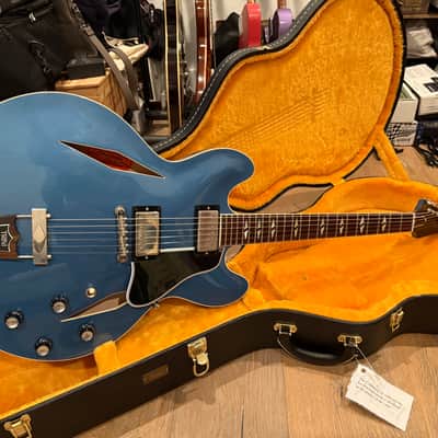 Gibson Custom Shop Trini Lopez 64 - Pelham Blue Limited run image 2