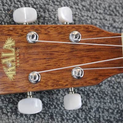 Kala KA-SLNG Mahogany Soprano Long-Neck Ukulele image 10