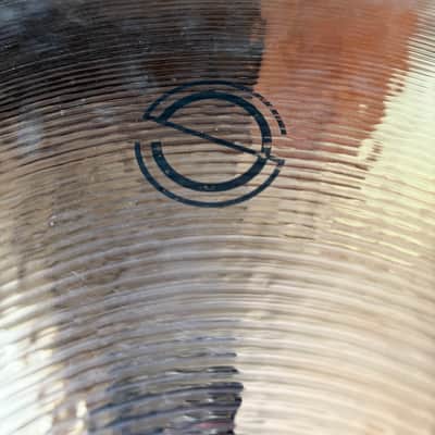 Zildjian 24” Orchestral Concept Ride - Brilliant / Traditional image 3