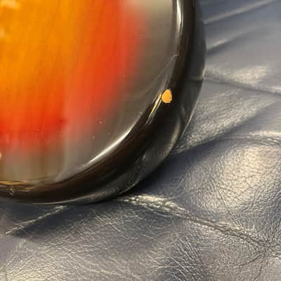 Fender Jaguar JG-66 (Fujigen) 1993 - 3Tone Sunburst image 8