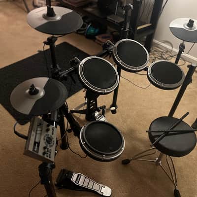 Donner DED-200X Electronic Drum Set, Electric Drum Kit with Quiet Mesh Drum Pads, 2 Cymbals w/Choke, 31 Kits and 450+ Sounds, Throne, Headphones, Sticks, USB MIDI, Melodics Lessons (5 Pads, 4 Cymbals) image 6