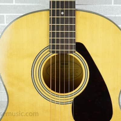 Yamaha F325 Dreadnought Acoustic Guitar - Natural image 4