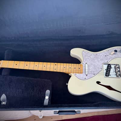 Fender AVRI American Vintage '69 Telecaster Thinline Reissue image 12