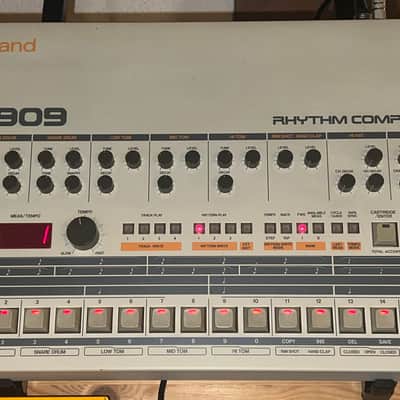 Roland  TR 909