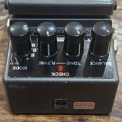 Boss RV3 Digital Reverb/Delay Pedal 1994-2002 Taiwan image 5
