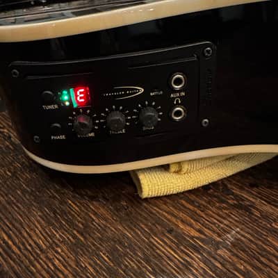 Traveler AG-200EQ Acoustic-Electric HeadlessTravel Guitar - Black image 7