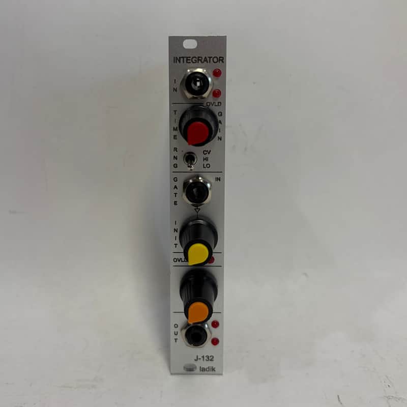 Ladik J-132 Integrator image 1