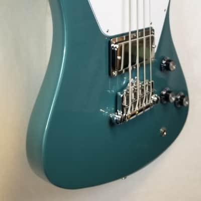 Gibson Non-Reverse Thunderbird Electric Bass Guitar, Faded Pelham
Blue W/ Case image 10