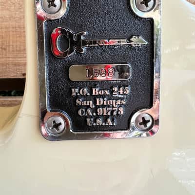 Charvel San Dimas Tele Bass 1982 Cream white image 5