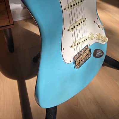 Fender Custom Shop Postmodern Journeyman Stratocaster 2016 Daphne Blue Relic Aged Roadworn American Vintage 60s 1960's Reissue USA Guitar close to Sonic Blue heavy relic post modern image 18
