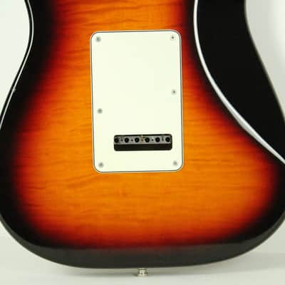 1993 Vintage Fender Stratocaster ULTRA Sunburst AAA Flame Maple Top and Back +OHSC 1990's Strat Bild 10