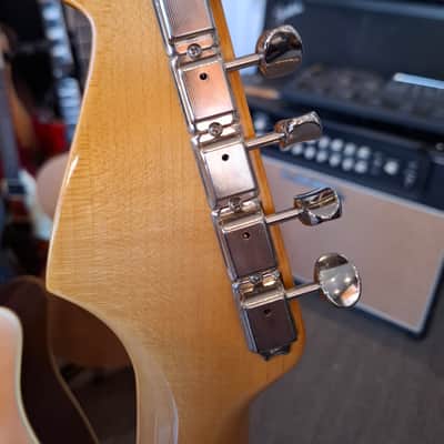 Fender Eric Johnson Stratocaster with Rosewood Fretboard 2009 - 2018 - Lucerne Aqua Firemist image 2