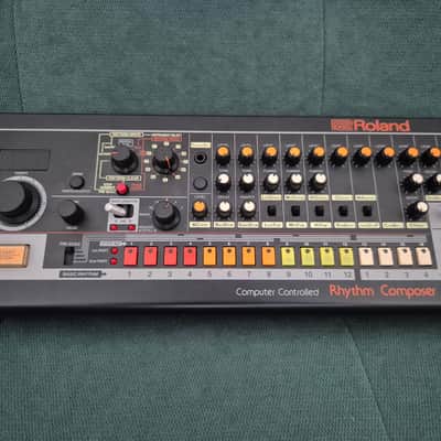 Roland Boutique Series TR-08 Analog Modeling Drum Machine - Black - BRIGHTON