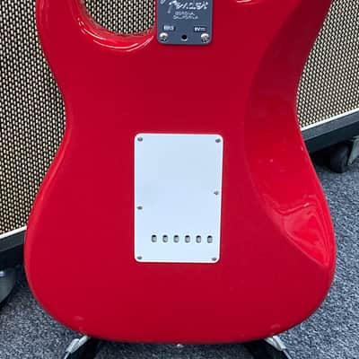 Fender Eric Clapton Artist Series Stratocaster with Vintage Noiseless Pickups 2013 - Torino Red image 4