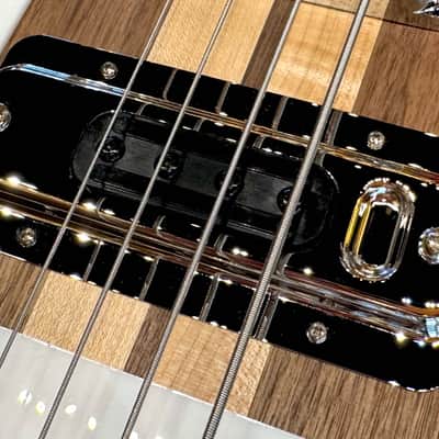 Rickenbacker 4003W Bass Walnut image 13