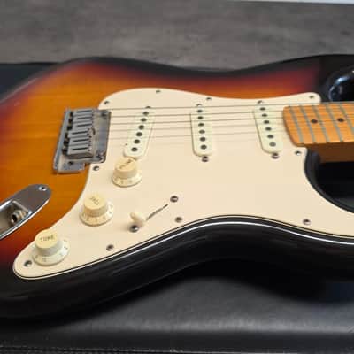 Fender American Standard Stratocaster 1990-1991 CASE QUEEN TIME CAPSULE 3 Tone Sunburst 3TSB 90s USA Strat Electric Guitar image 9