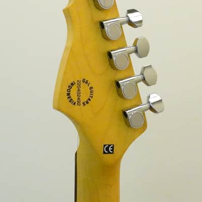 G&L Tribute Legacy 3-Tone Sunburst image 10