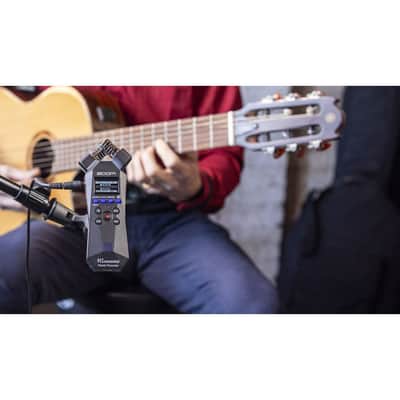 Zoom H1essential Stereo Handy Recorder with 32-Bit Float, Accessibility, and X and Y Microphones image 3