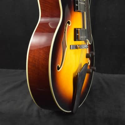 Eastman AR605CED-CS Archtop Classic Sunburst image 3