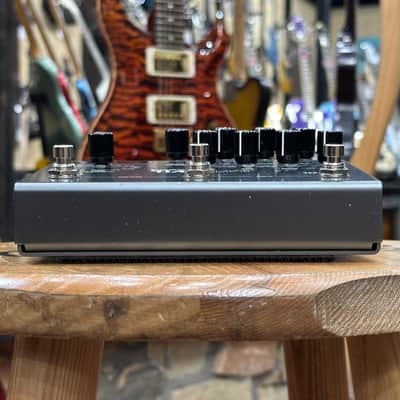 Pre-Owned Strymon TimeLine Multidelay – Latest Firmware Installed image 3