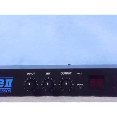 Alesis Midiverb II 16-Bit Digital Effects image 3