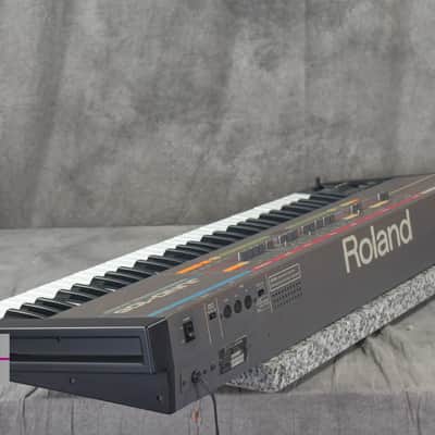 Roland JUNO-106 Programmable Polyphonic Synthesizer in Good condition image 15
