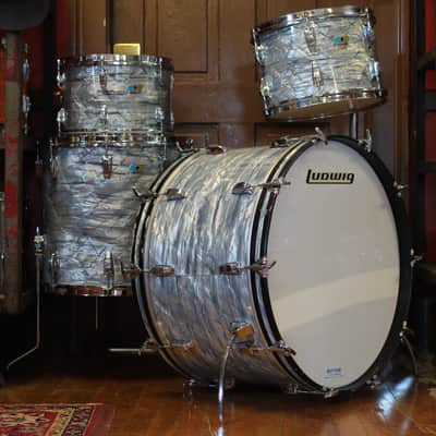 Ludwig No. 997 Big Beat Outfit 8x12 / 9x13 / 16x16 / 14x24" Drum Set (3-Ply) 1969 - 1976