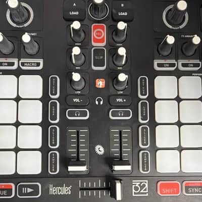 Hercules P32 USB DJ Controller 2010s - Black image 2