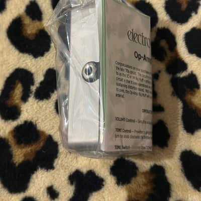 Electro-Harmonix / JHS Nano Lizard Queen Octave Fuzz 2023 - Present - Silver / Green image 5