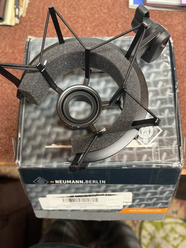 Neumann EA4BK Elastic Shockmount